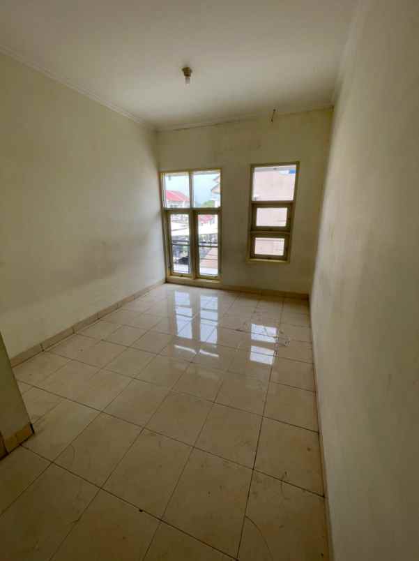 dijual rumah di daanmogot arcadia tangerang