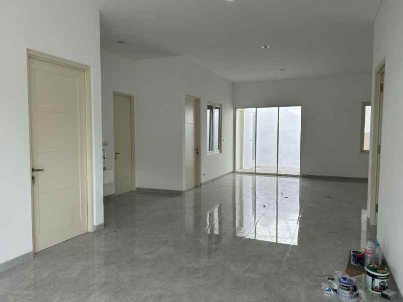 dijual rumah dukuh setro