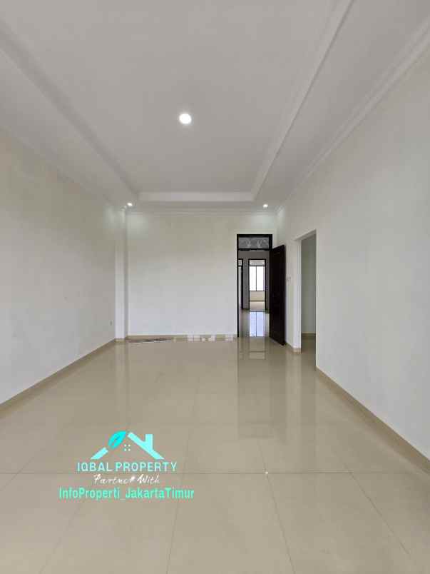 dijual rumah duren sawit