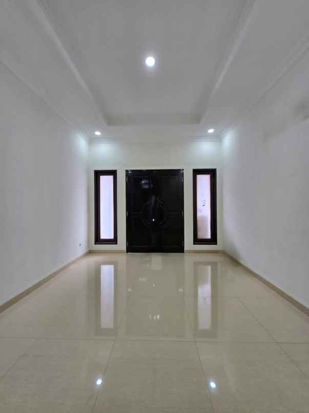 dijual rumah duren sawit