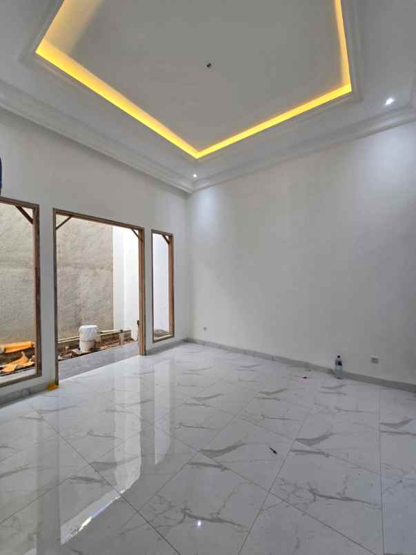 dijual rumah duren sawit jakarta timur