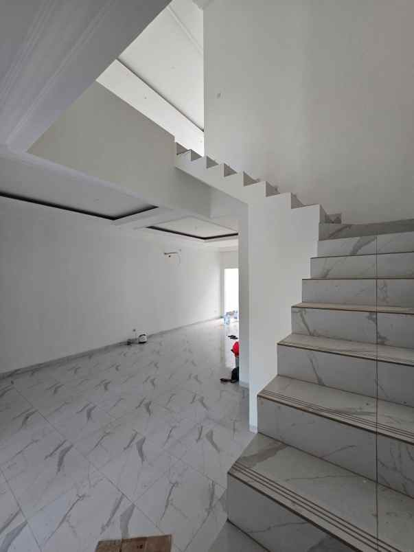 dijual rumah duren sawit jakarta timur