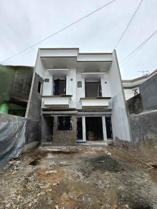 dijual rumah duren sawit jaktim