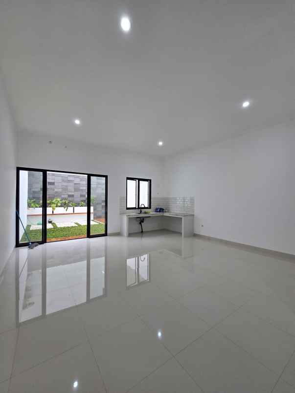 dijual rumah duren sawit jaktim