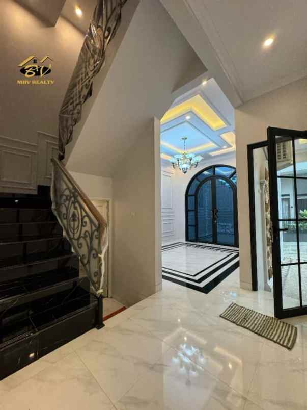 dijual rumah gandaria jagakarsa