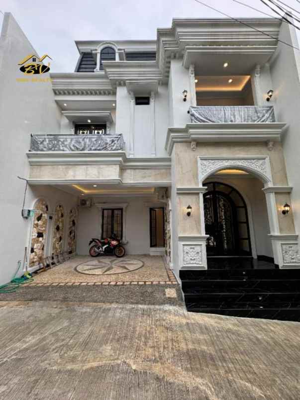 dijual rumah gandaria jagakarsa