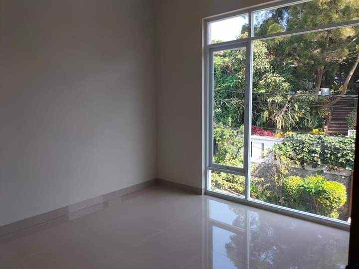 dijual rumah gegerkalong permai