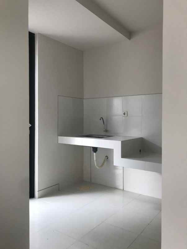 dijual rumah grand sunrise