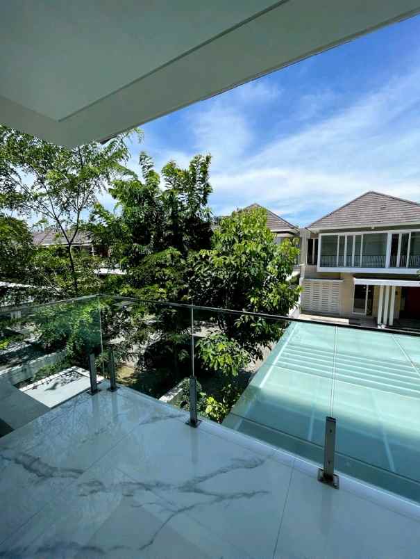dijual rumah greenlake