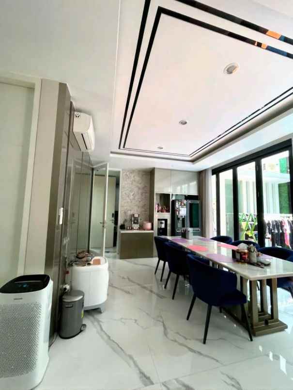 dijual rumah greenlake