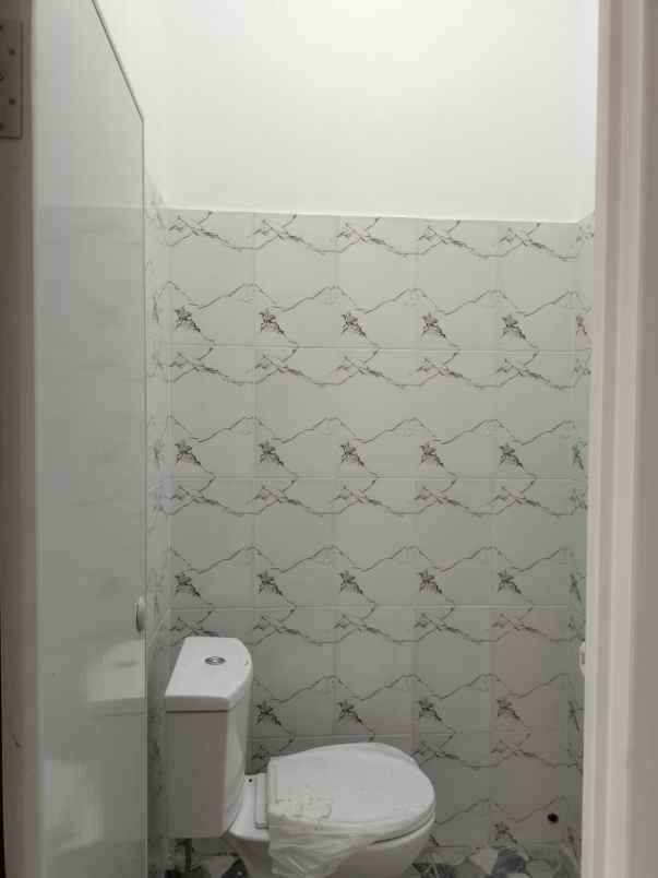 dijual rumah harapan indah