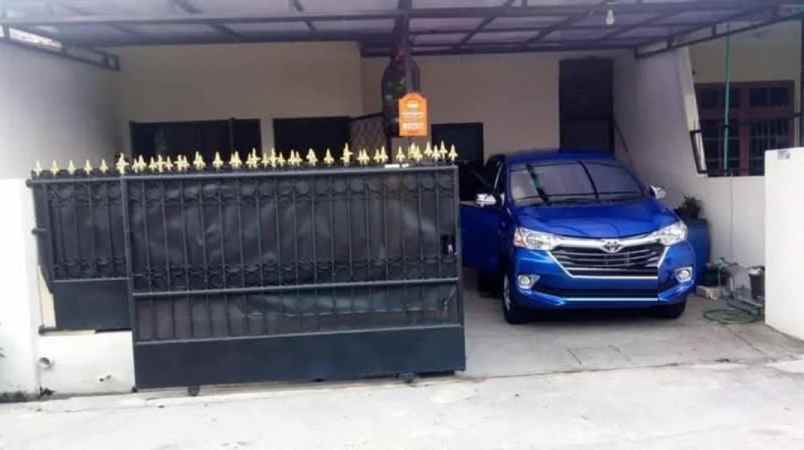 dijual rumah harapan indah
