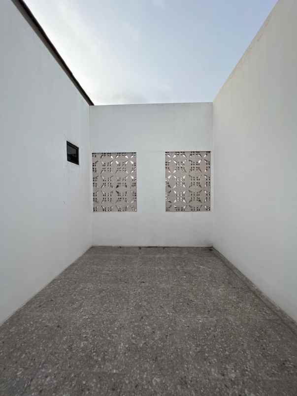 dijual rumah jagakarsa jakarta selatan