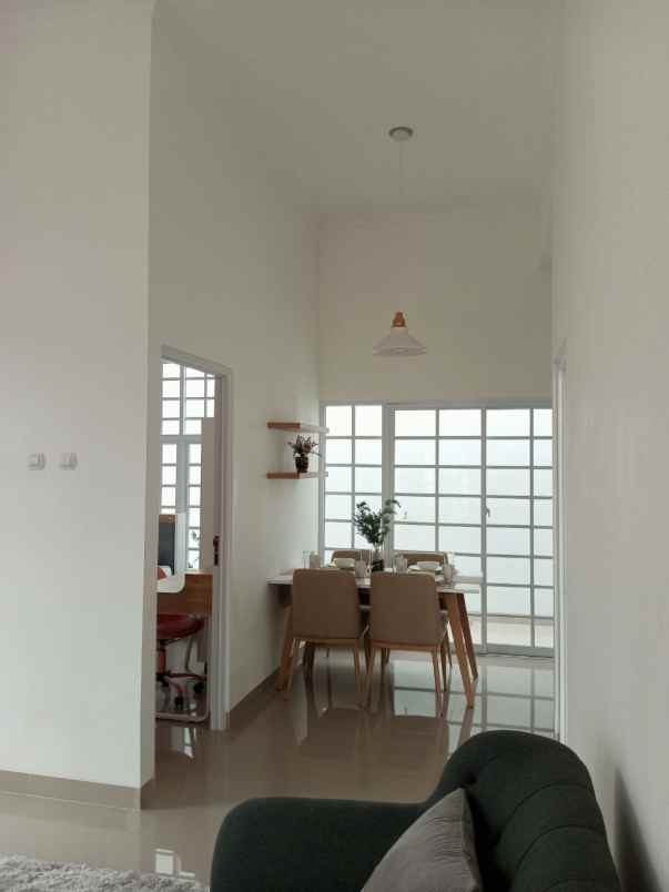 dijual rumah jalan alternatif kota