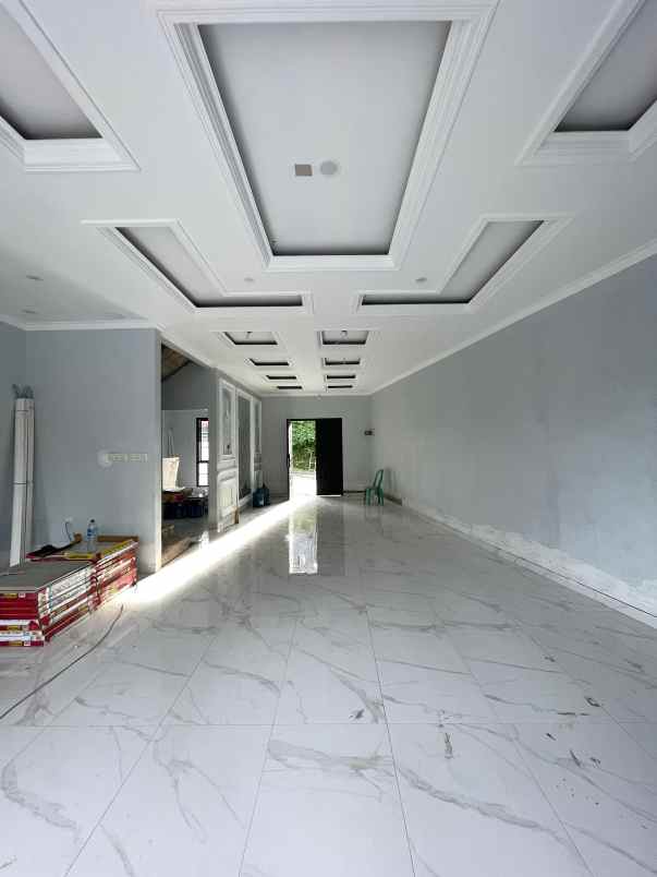 dijual rumah jalan benda ciganjur