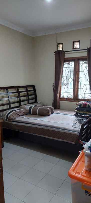 dijual rumah jalan borobudur