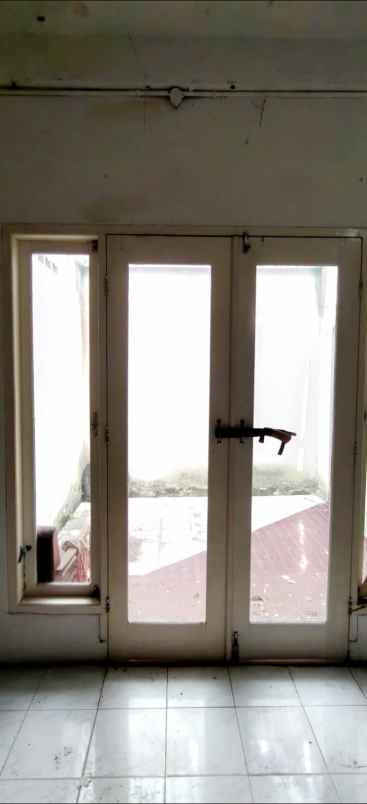 dijual rumah jalan dwikora 2 jalan