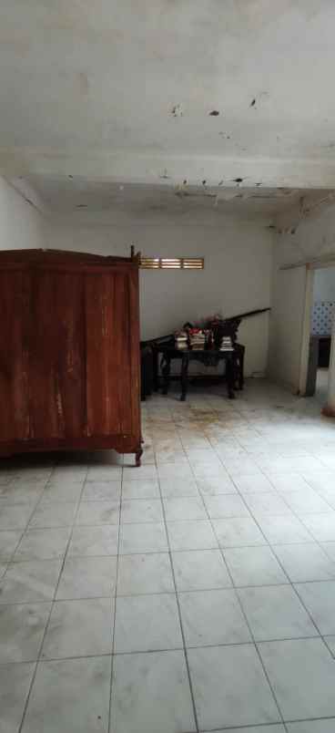 dijual rumah jalan dwikora 2 jalan