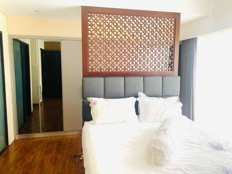 dijual rumah jalan gunung salak