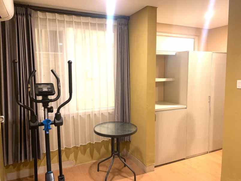 dijual rumah jalan gunung salak