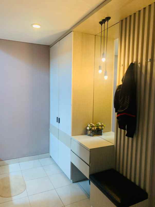 dijual rumah jalan gunung salak