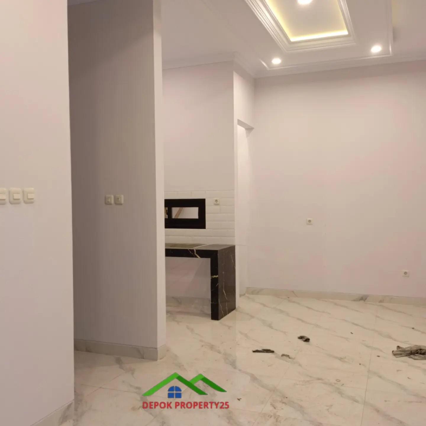 dijual rumah jalan keadilan rangkapan kaya