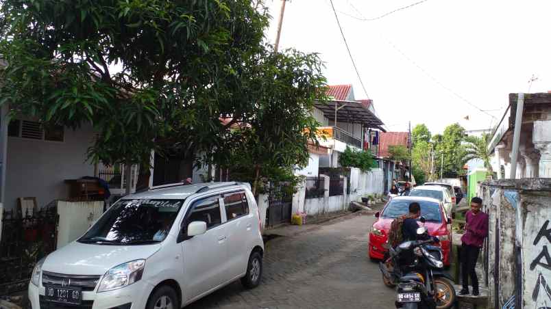 dijual rumah jalan kumala 2 selatan