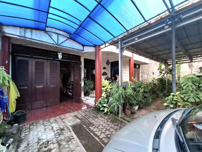 dijual rumah jalan madrasah duren sawit