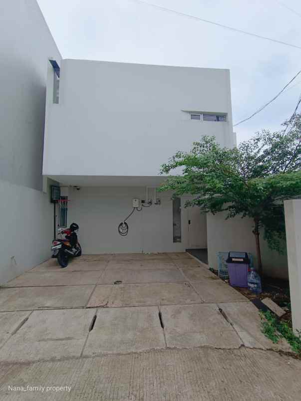 dijual rumah jalan pondok betung