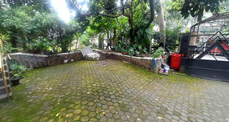 dijual rumah jalan sukahaji