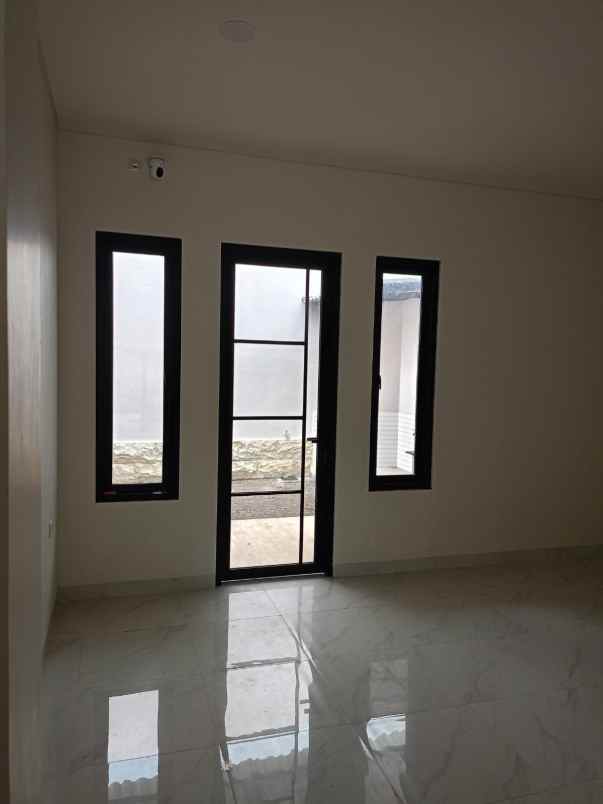 dijual rumah jalan wonorejo selatan