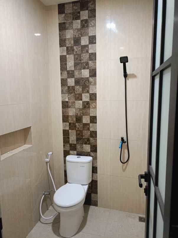 dijual rumah jalan wonorejo selatan