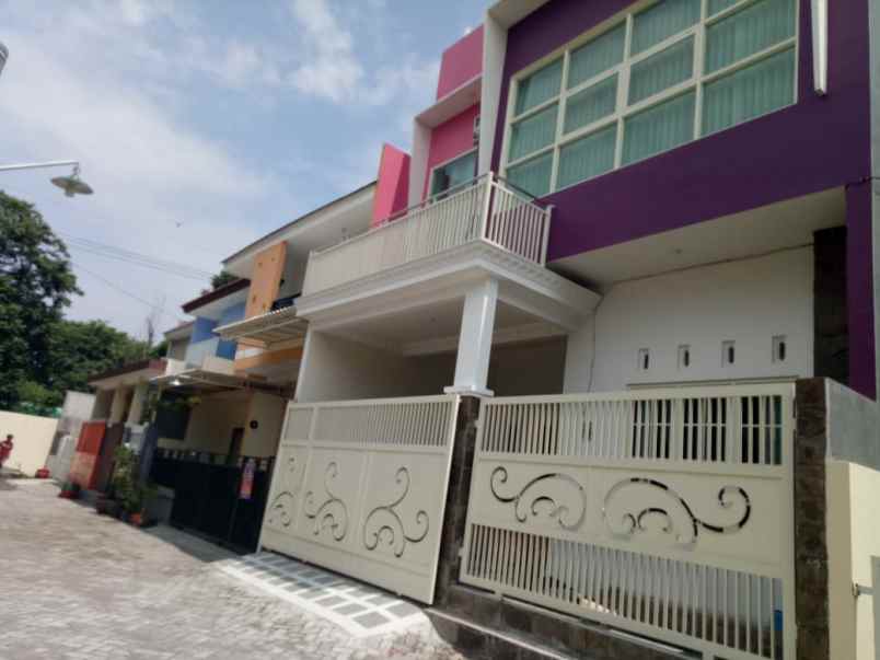 dijual rumah jambangan