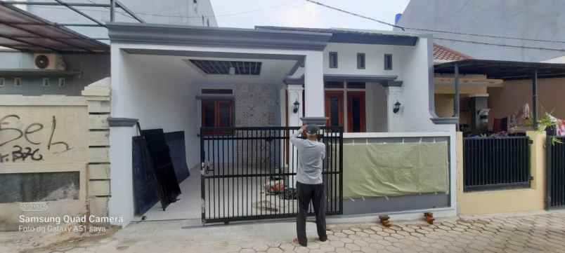 dijual rumah jatibening pondok gede bekasi