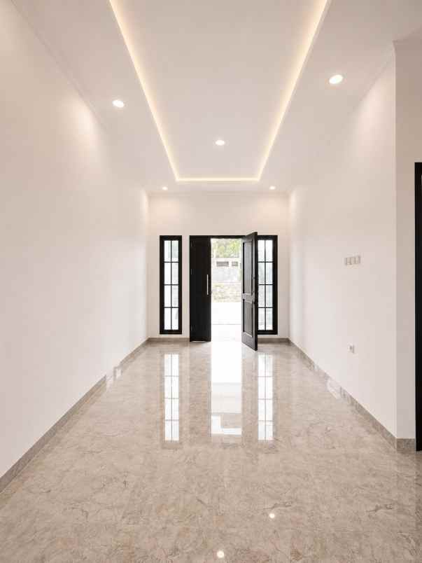 dijual rumah jaticempaka