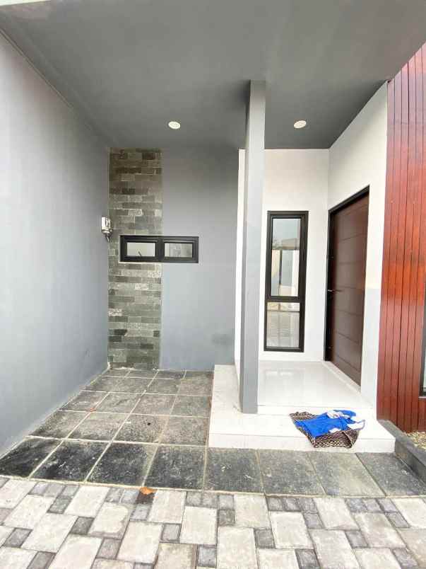 dijual rumah jatiwaringin