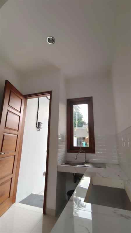 dijual rumah jatiwaringin pondok gede