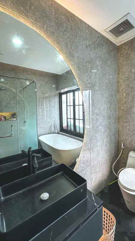 dijual rumah jl cimahi utara