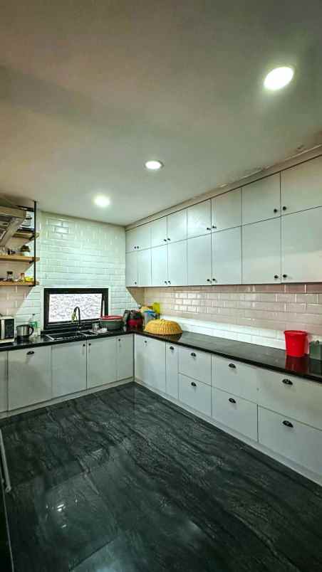 dijual rumah jl cimahi utara