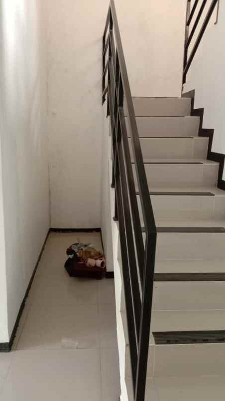 dijual rumah jl cipinang muara duren