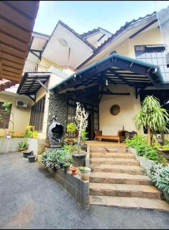 dijual rumah jl cirendeu kec ciputat