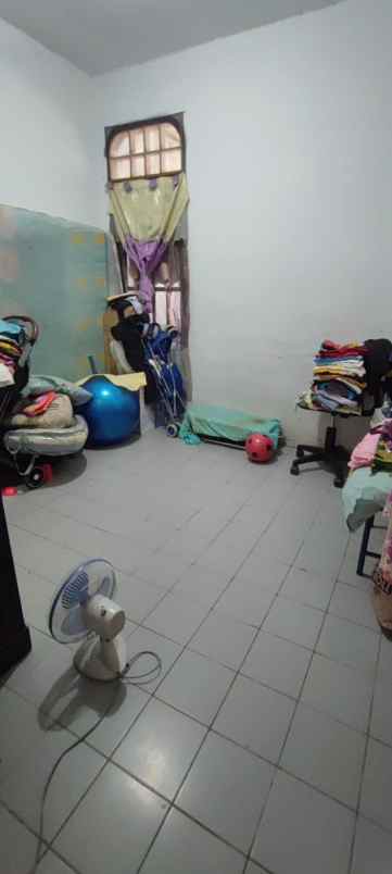 dijual rumah jl danau tondano