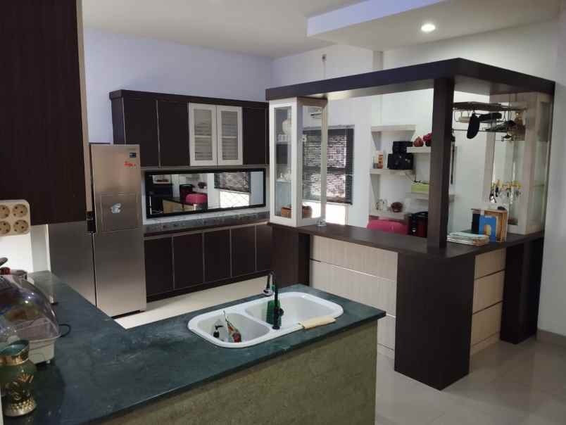 dijual rumah jl delima perum cluster