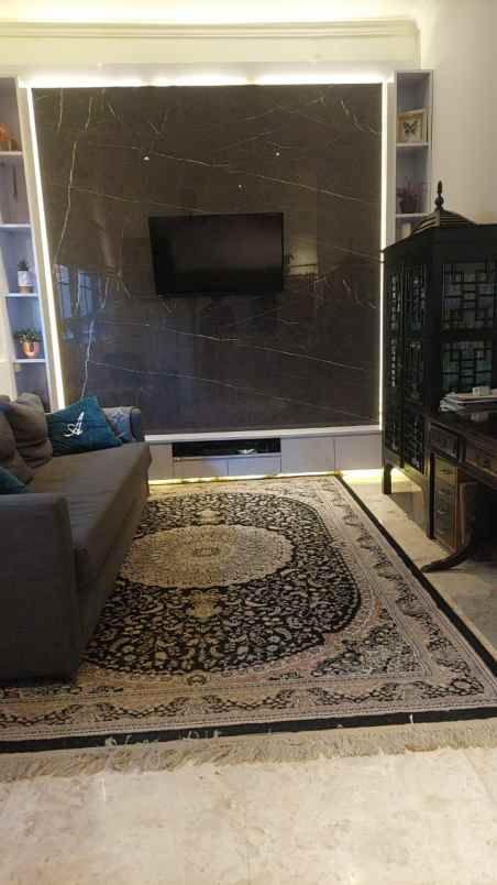 dijual rumah jl dempo kebayorn baru jakarta selatan