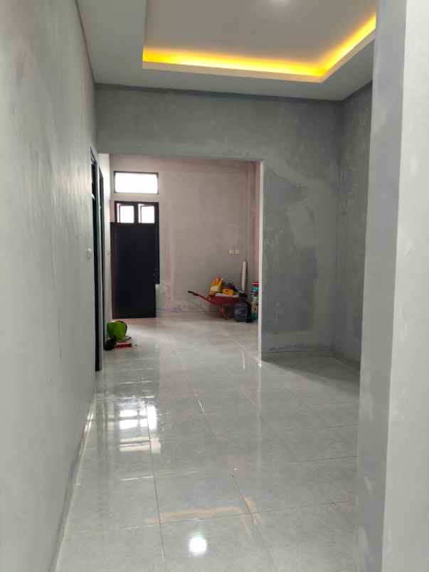 dijual rumah jl h sapri pondok aren