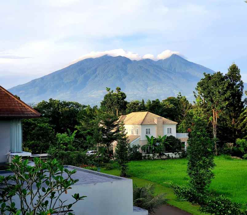 dijual rumah jl jasmine kertamaya