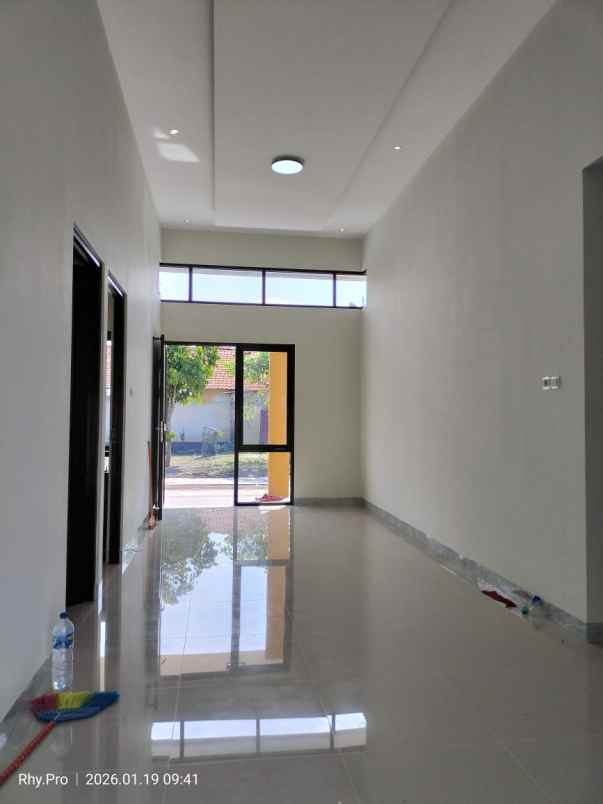 dijual rumah jl kaliurang km 17