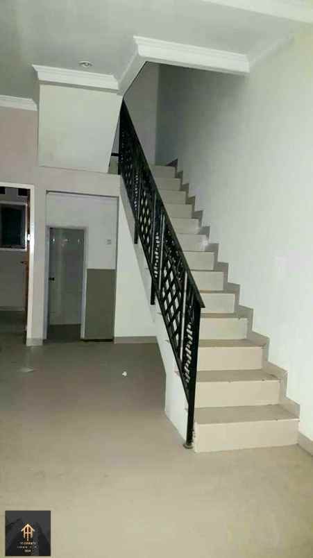 dijual rumah jl klari karawang timur