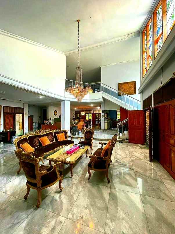 dijual rumah jl m saidi