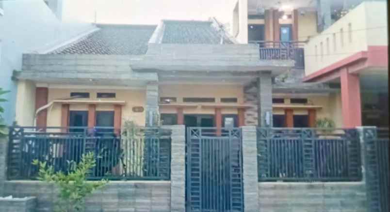 dijual rumah jl margaasih raya